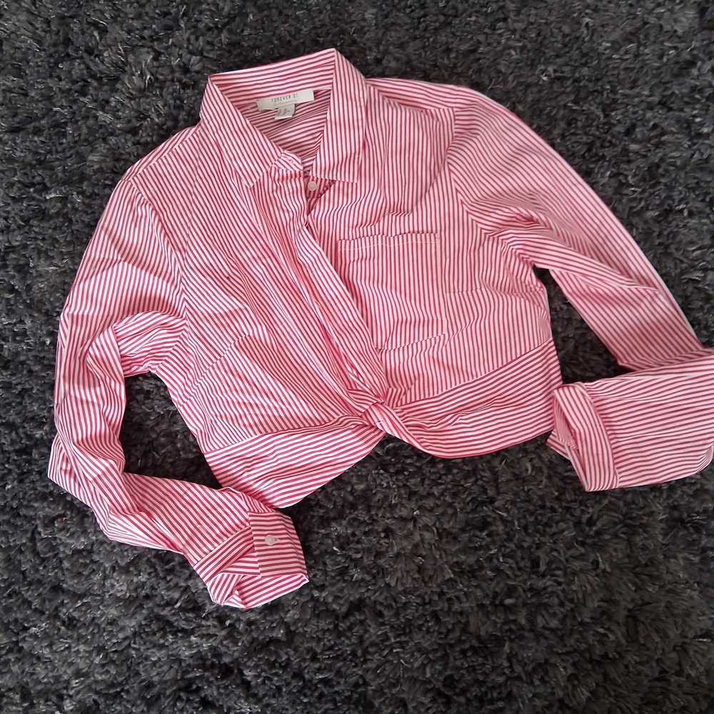Forever 21 Pink Striped Crop Top